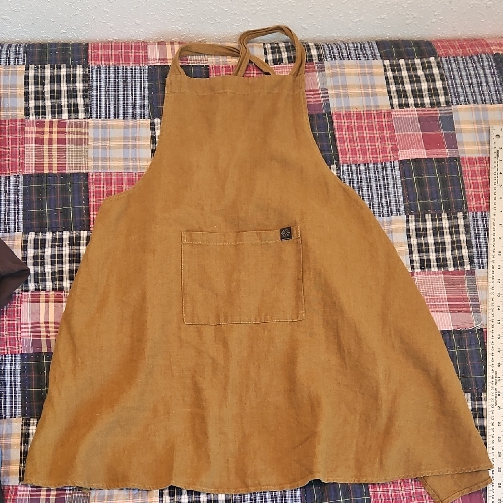 EUC Linen Apron with Front Pocket